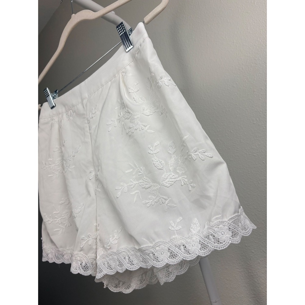 White Embroidered Lace Tap Shorts Bridal Shower Honeymoon Beach Wedding Coquette - Picture 3 of 7